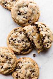 CCC- (Chocolate Chip Cockie)